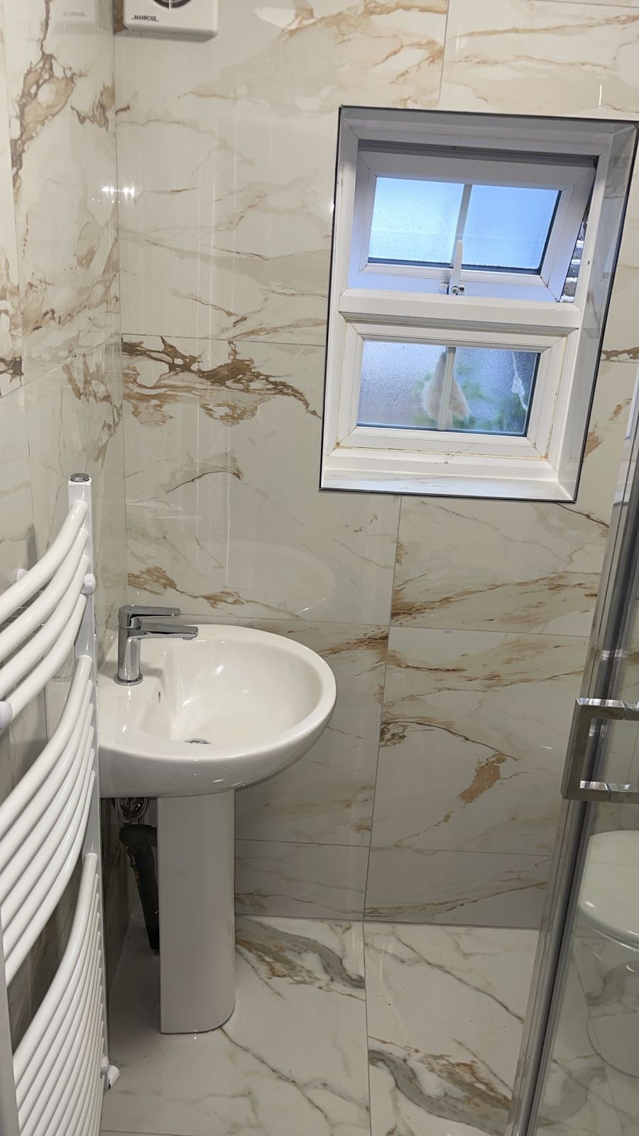 Large Double Room Albert Square, Stratford/Maryland E15 1HH